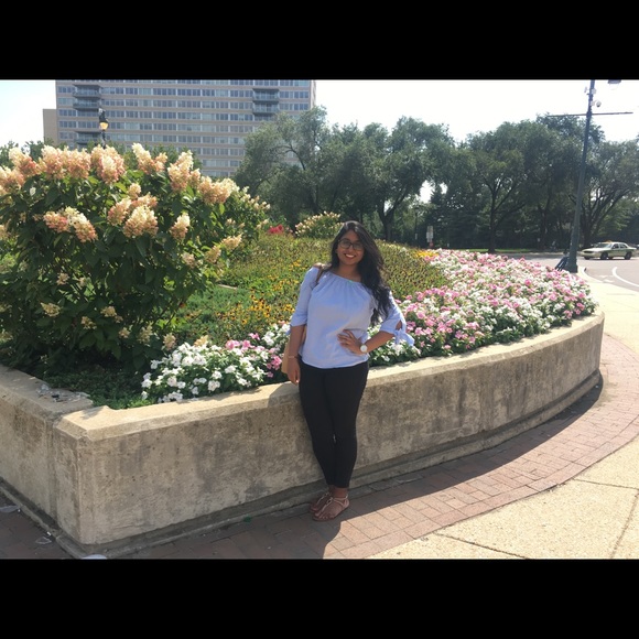 Off shoulder top - Picture 5 of 5